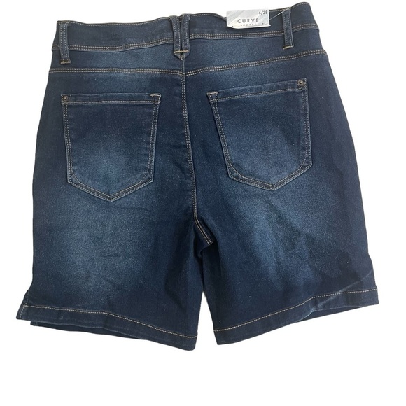 Curve Appeal Bermuda Shorts With Tummy Tucking Technology, Size 6/28 - Picture 2 of 8